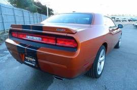 Dodge Challenger SRT-8