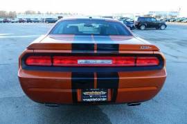 Dodge Challenger SRT-8