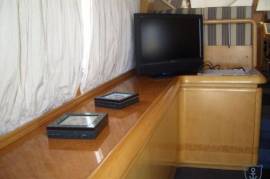 57\' 1990 Italcraft 58