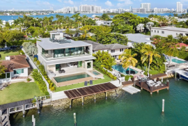 NEW LUXURY WATERFRONT VILLA