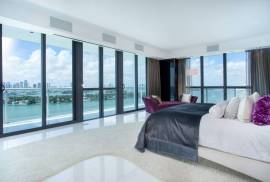Luxury Penthouse Hollywood