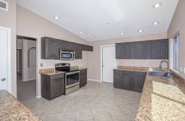 823 Duncan St 48