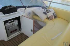 Caribbean 40 Flybridge Cruiser