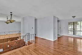 3 bds 2 ba 2442 sqft- House for sale