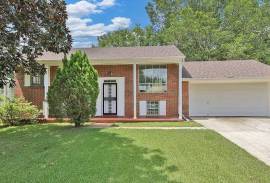 3 bds 2 ba 2442 sqft- House for sale