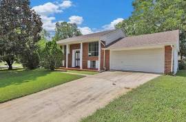 3 bds 2 ba 2442 sqft- House for sale