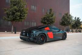 Audi R8 V10 Akrapovic exhaust